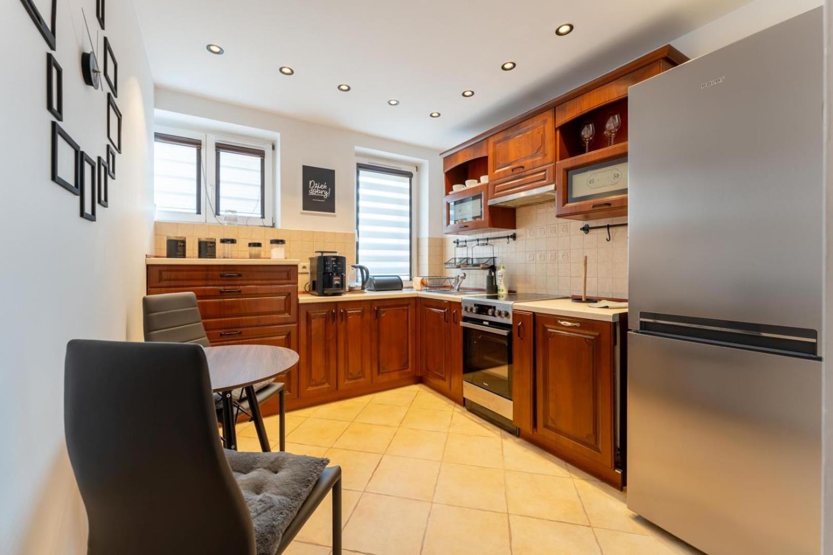 Apartament Ratuszlove - 2 Osobne Sypialnie, Z Widokiem Na Ratusz - By Spaceapart Jelenia Góra Esterno foto