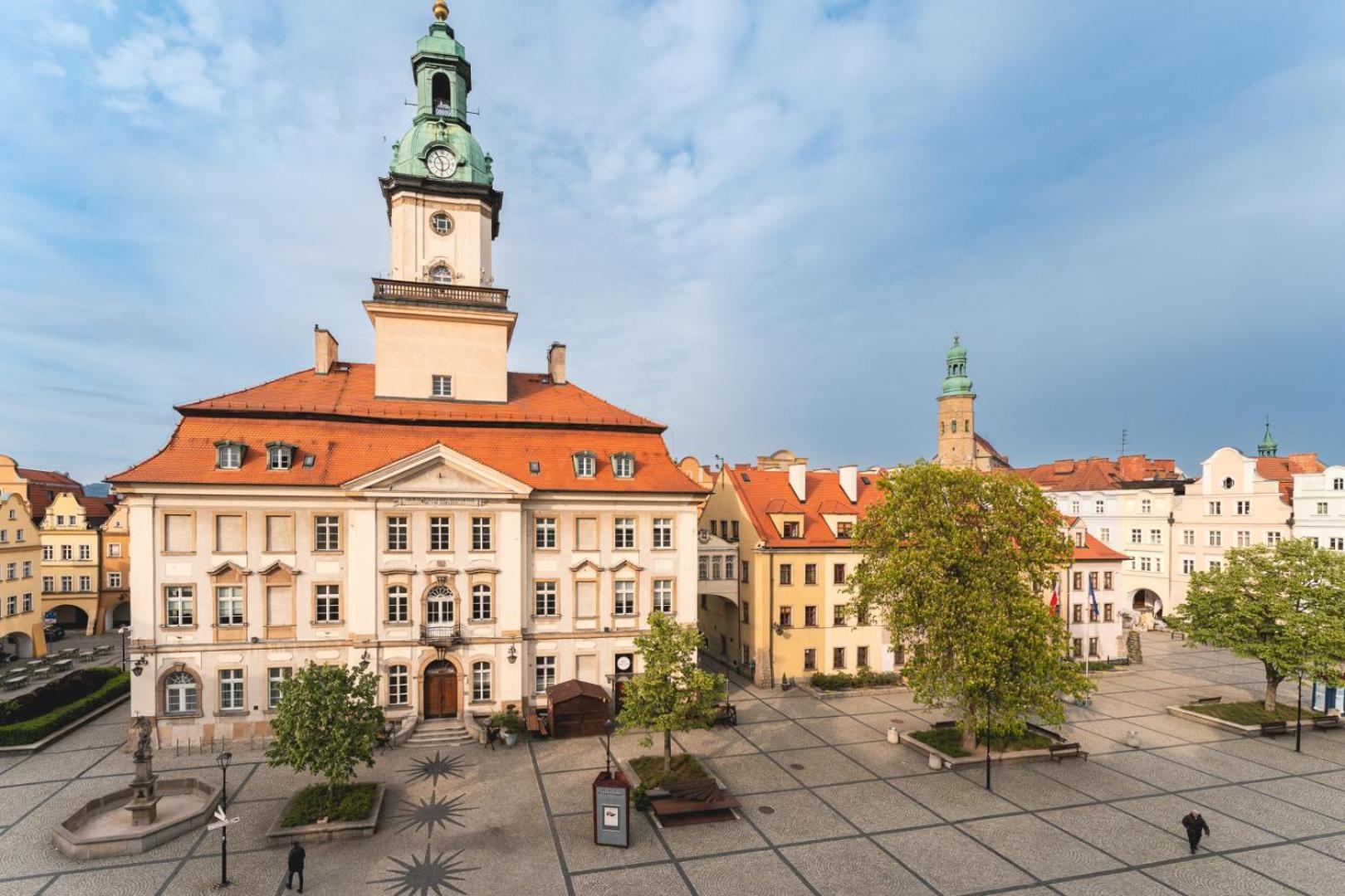 Apartament Ratuszlove - 2 Osobne Sypialnie, Z Widokiem Na Ratusz - By Spaceapart Jelenia Góra Esterno foto